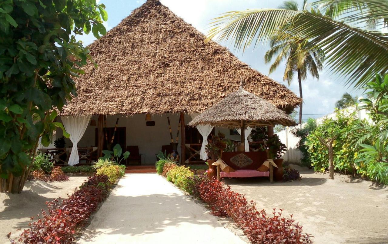 Casa Carlotta & Villa Nungwi Extérieur photo